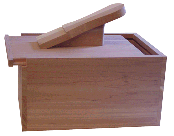 BAJ Cedar Shine Box